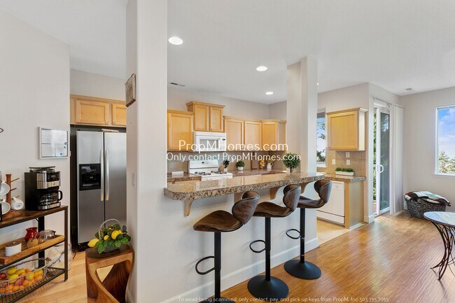 Building Photo - Four Bedroom Home with Amazing Views in Bull Mountain!