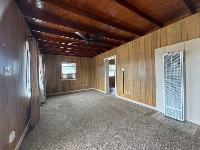 Building Photo - 1308 S Lea Ave
