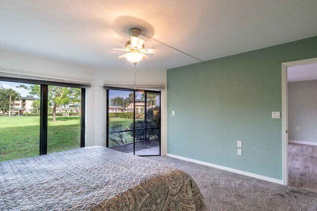 Building Photo - CLOSE DOWNTOWN PUNTA GORDA. GROUND FLOOR U...