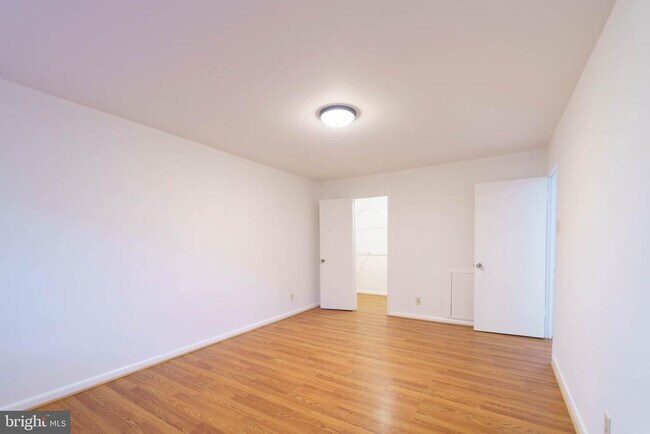 Building Photo - 12652 Dara Dr