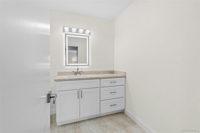 Building Photo - 14366 Misty Meadow Ln