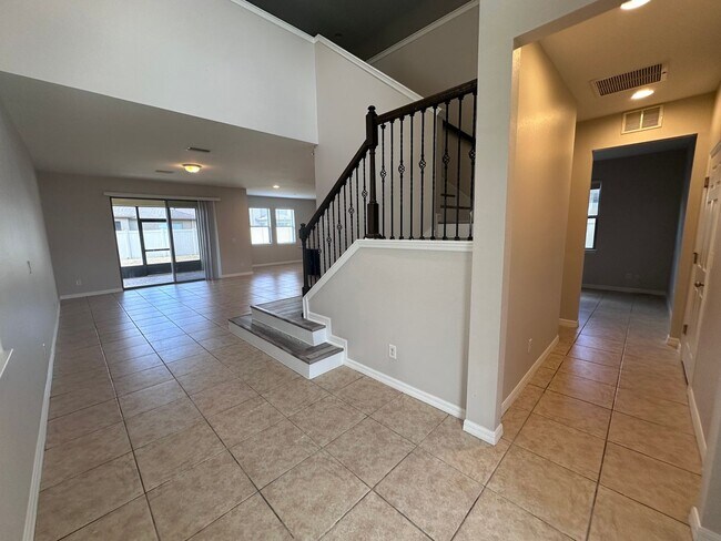Building Photo - 6307 Pin Cherry Pl
