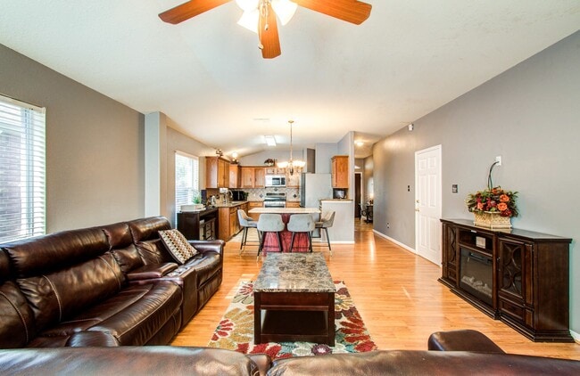 Building Photo - 19943 Black Pearl Ct