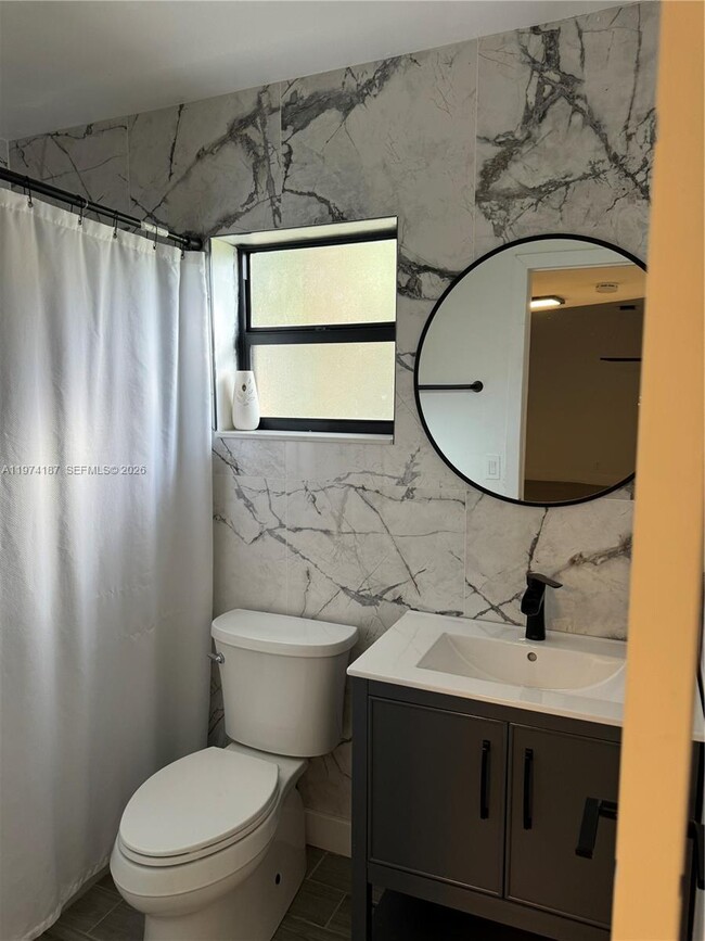 Building Photo - 3418 NW 47th Ave