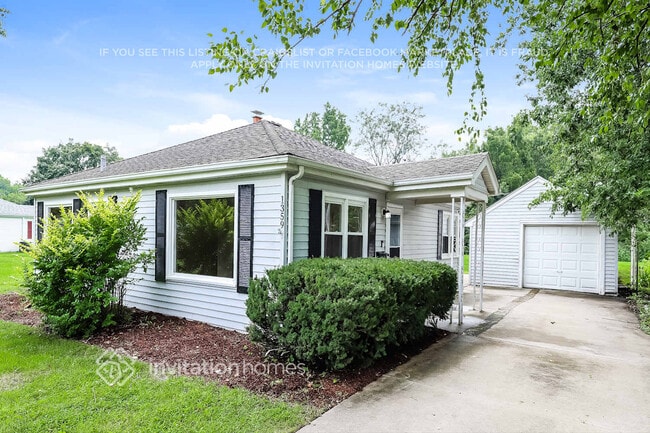 Building Photo - 1359 Raymond Dr