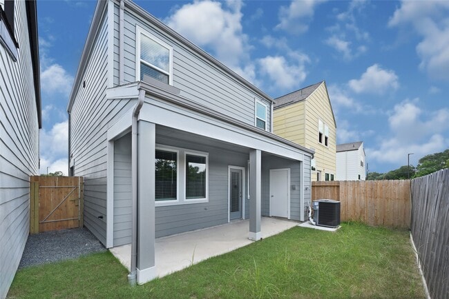 Building Photo - 3015 Ocean Cay Dr