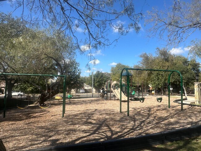 Building Photo - 12360 Hart Crest