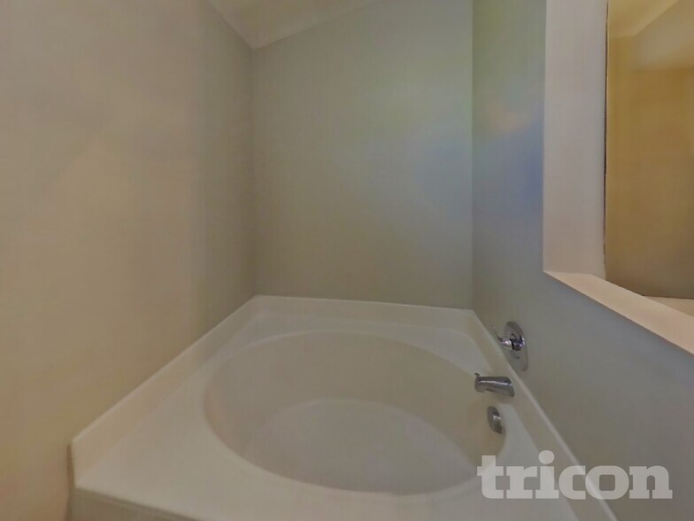 Building Photo - 3655 Braeden Ct