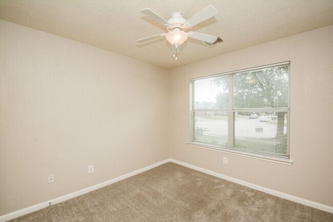 Building Photo - 21443 Maple Harvest Ln