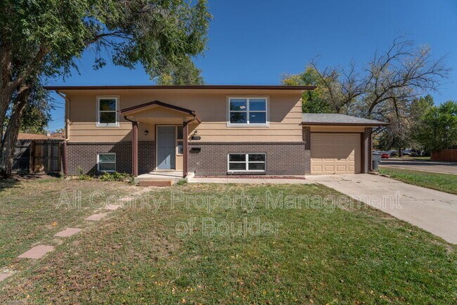 Building Photo - 1542 Lamplighter Dr