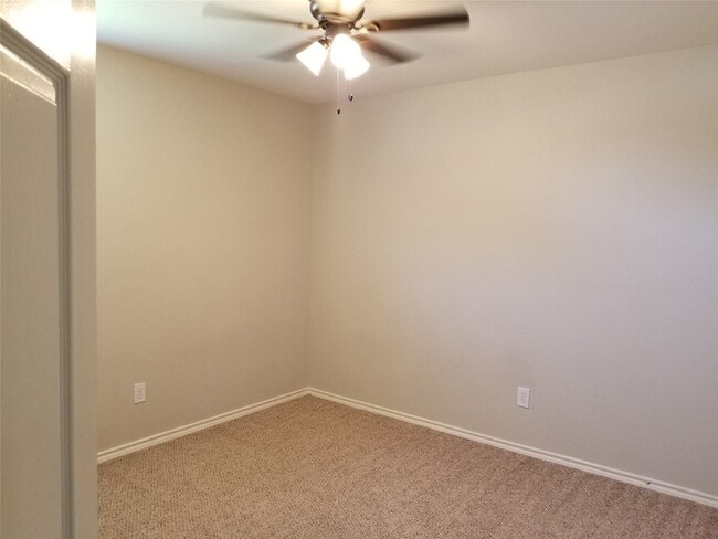Building Photo - 5598 Carrington Dr