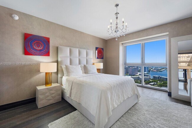 Building Photo - 17749 Collins Ave