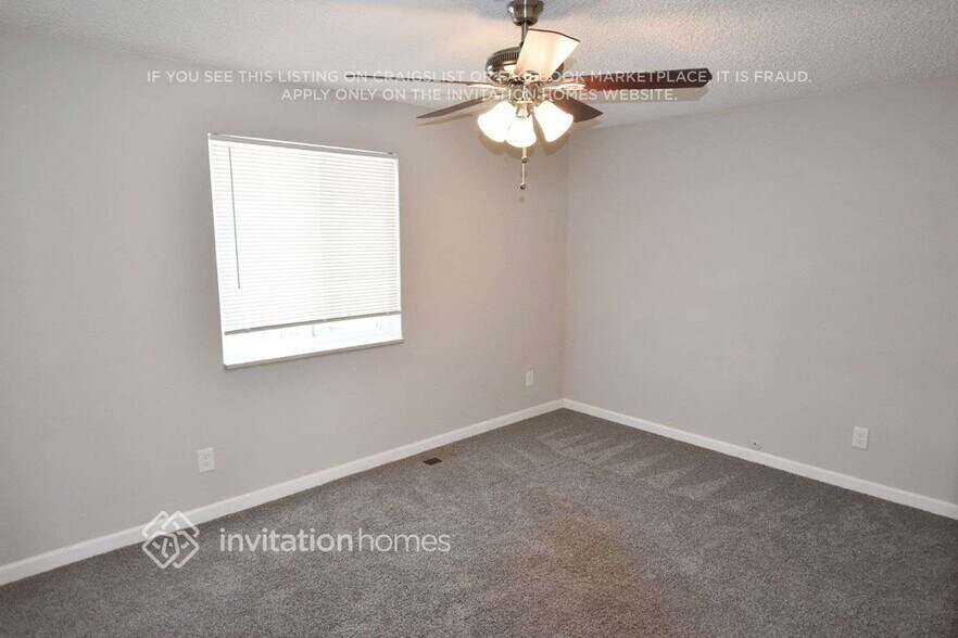 Building Photo - 6341 W 109th Pl