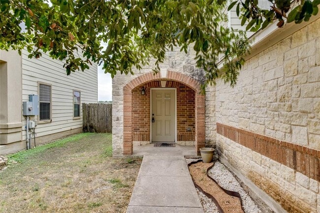 Building Photo - 6521 Quinton Dr