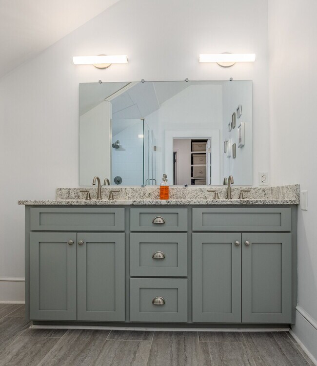 Building Photo - Large remodeled historic home now available!