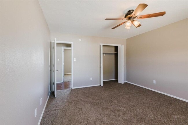 Building Photo - Cute, Clean Brick Home