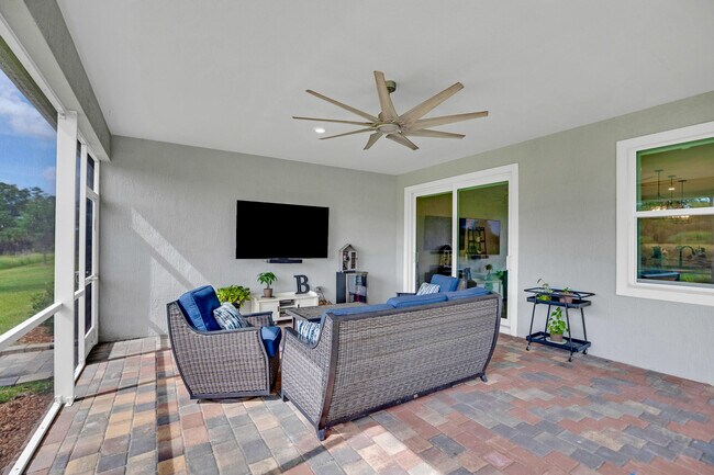 Building Photo - 10281 SW Captiva Dr