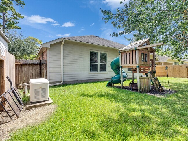 Building Photo - 18011 Outback Lakes Tr