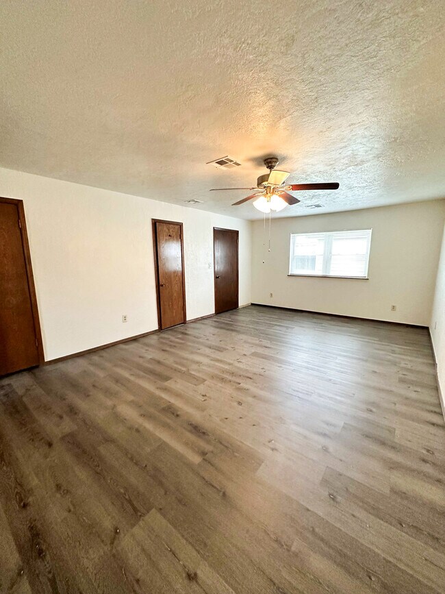 Building Photo - 2305 NW 78th St