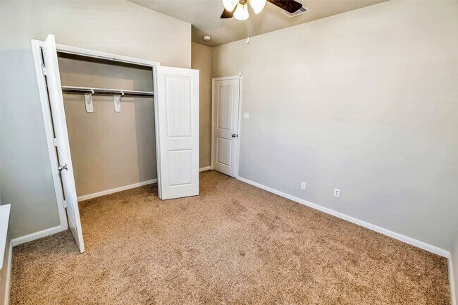 Building Photo - 5435 Atwood Cyn Ct