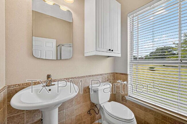 Building Photo - 13819 Lakeview Meadow Dr