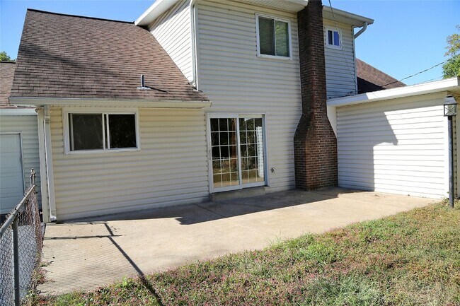 Building Photo - 12901 Fernway Ln