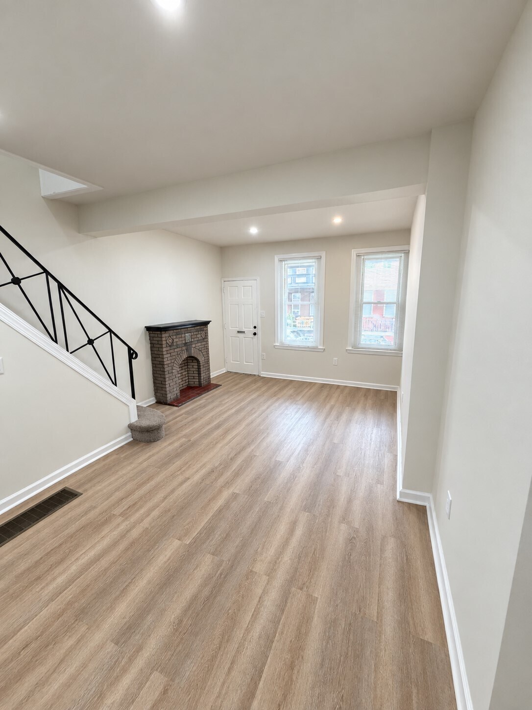 Building Photo - 1424 N Corlies St