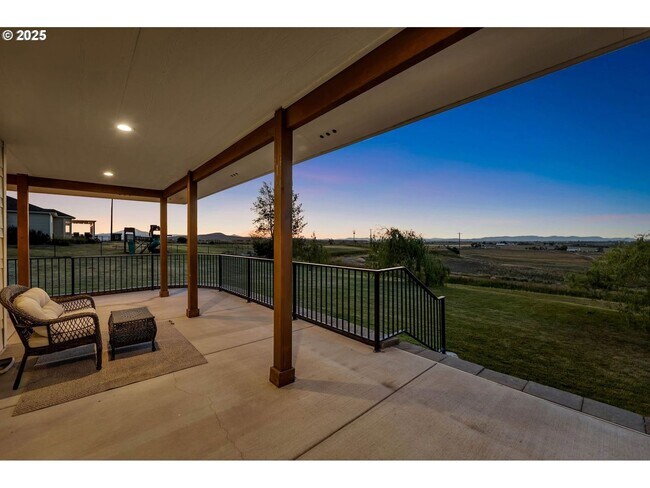 Building Photo - LUXURY FURNISHED ADU FOR RENT – 915 Sq. Ft. Private Retreat, Utilities included!