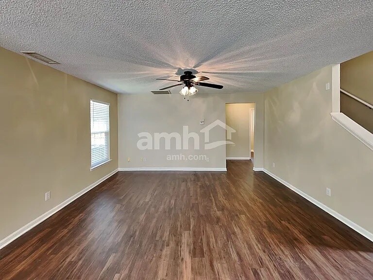Building Photo - 4945 Wheat Dr SW