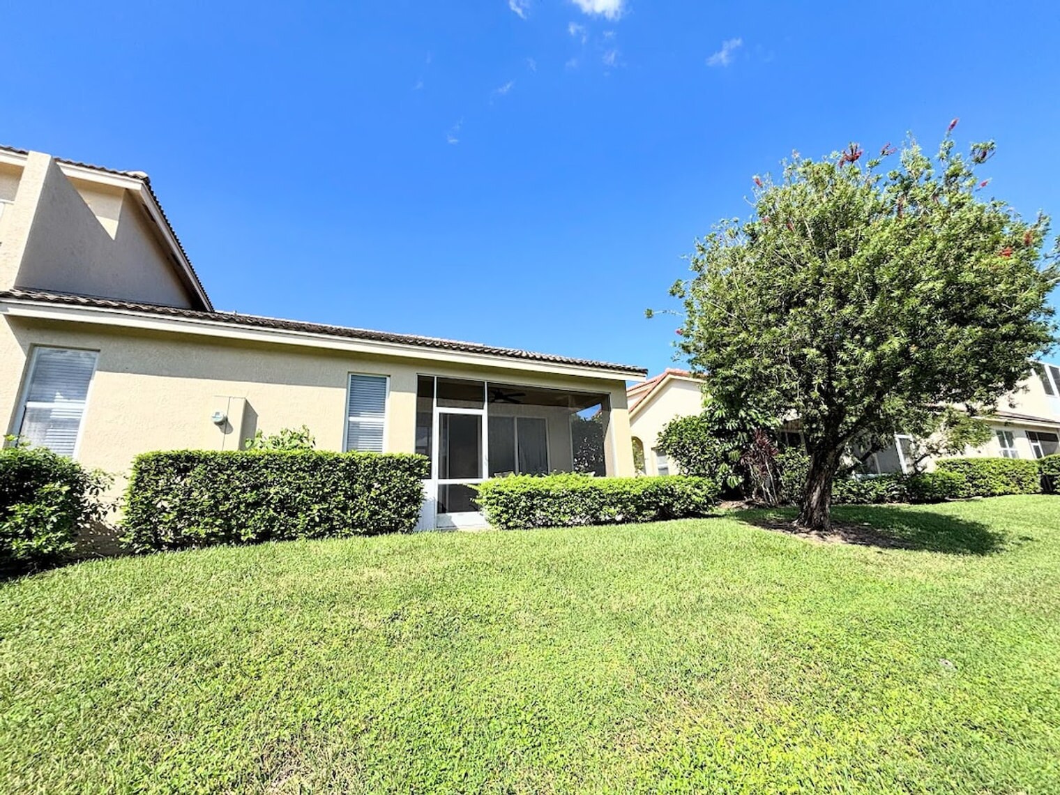 Building Photo - 9225 Wentworth Ln