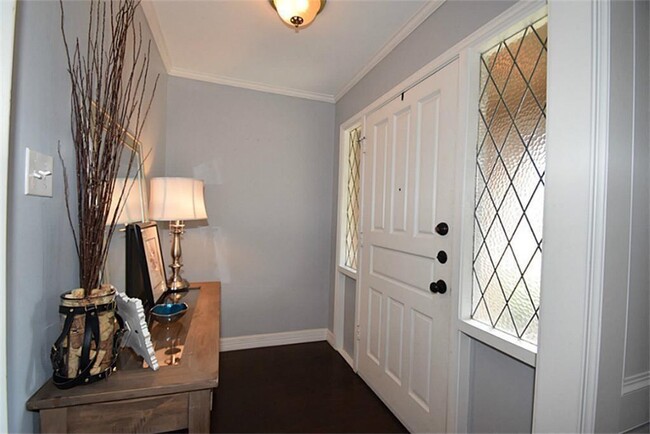 Building Photo - 20610 Laurel Lock Dr