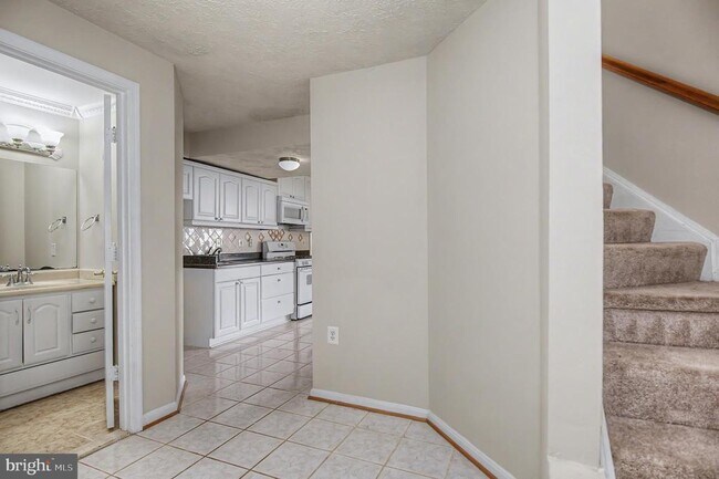 Building Photo - 14126 Rockinghorse Dr