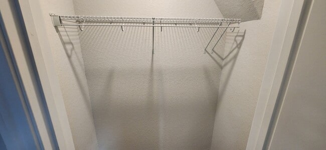 Building Photo - CYPRESS TRAILS OFF PRUE RD - 4-bedroom rental home!