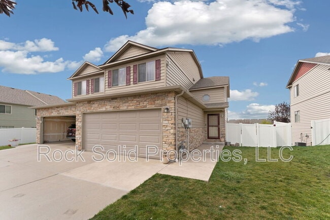 Primary Photo - 4024 Gunsmoke Rd