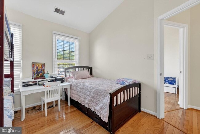 Building Photo - 8010 Readington Ct