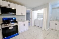 Building Photo - 105 Clarendon St