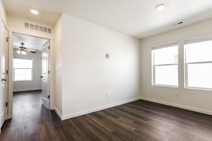 Building Photo - 13581 Oneida Ln