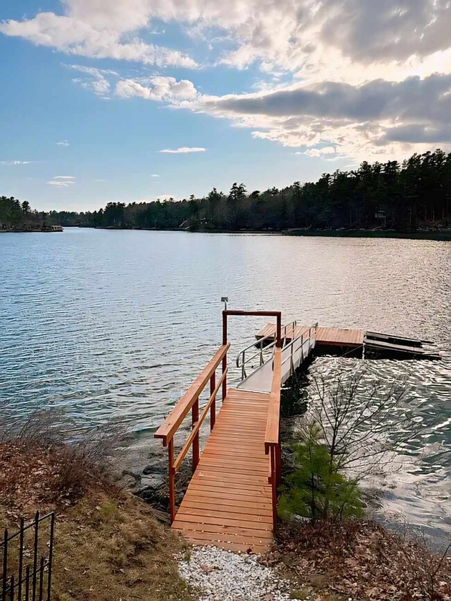 Building Photo - Maine Luxury Home on the Sea