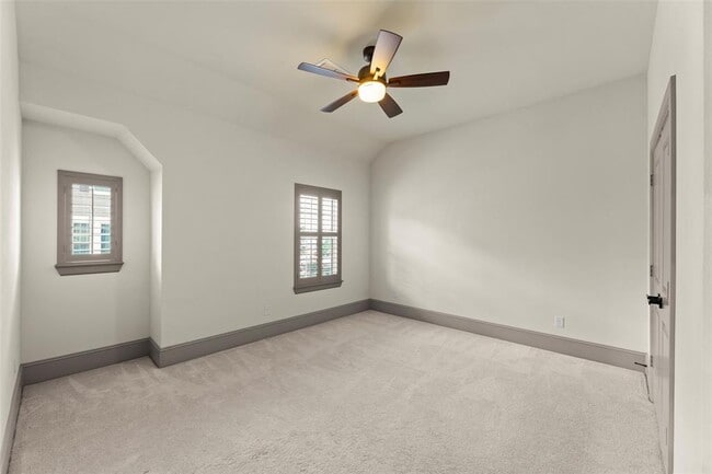 Building Photo - 6730 Highclere Manor Ln