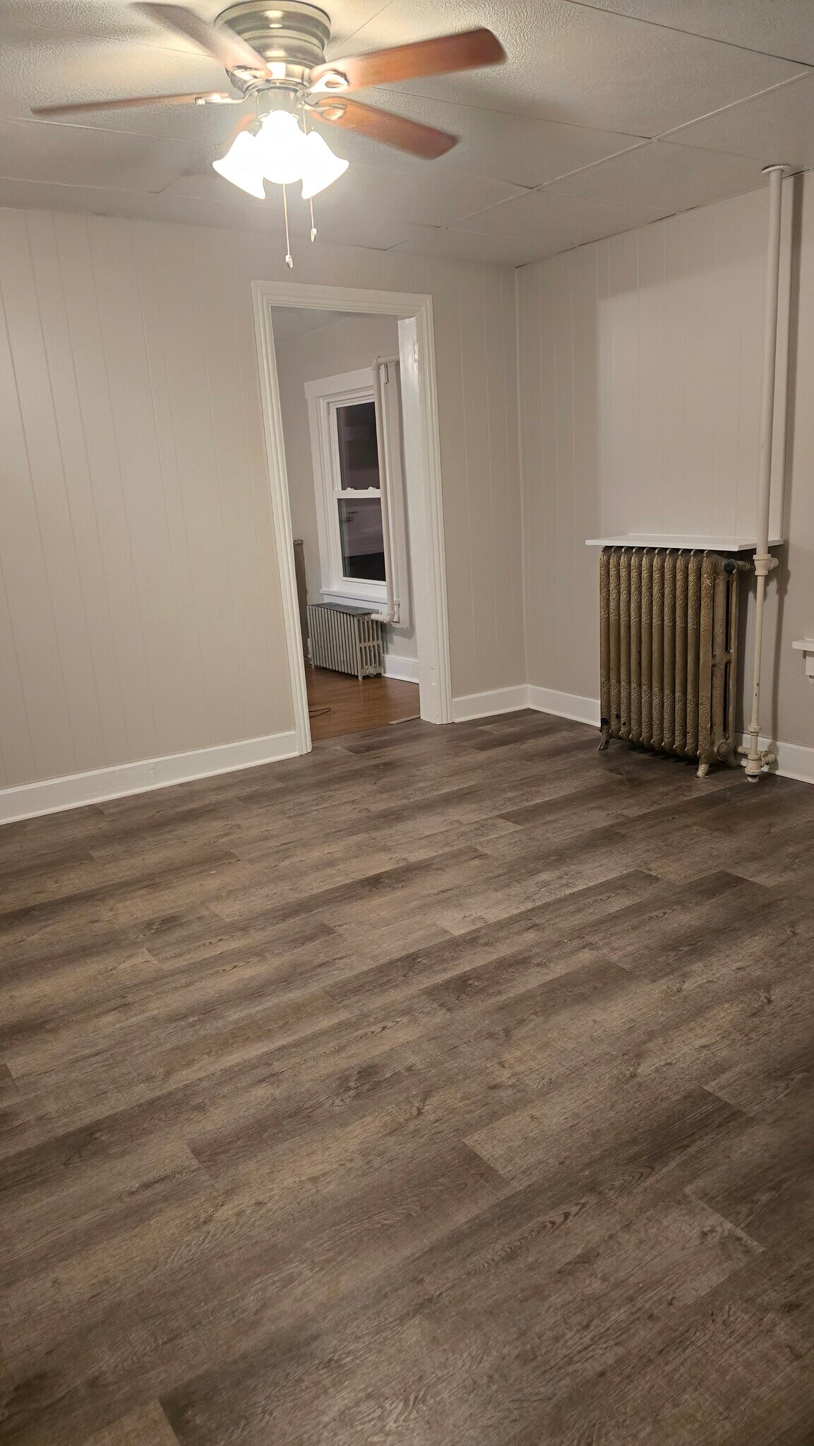 Livingroom - 102 S Frederick St