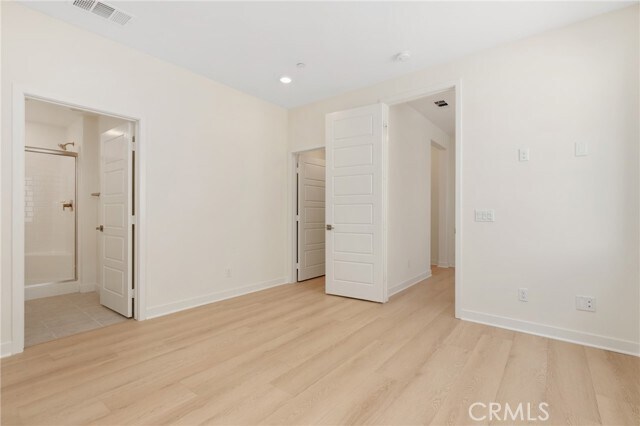 Building Photo - 306 Chorus