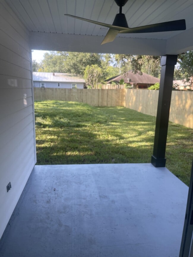 Building Photo - 231 Monterey Ave