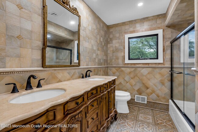 Building Photo - 265 Whalepond Rd