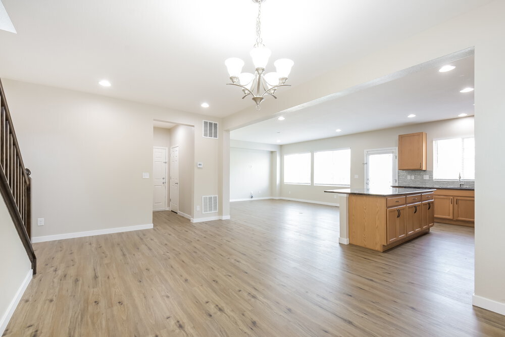 Building Photo - 14937 Melco Ave