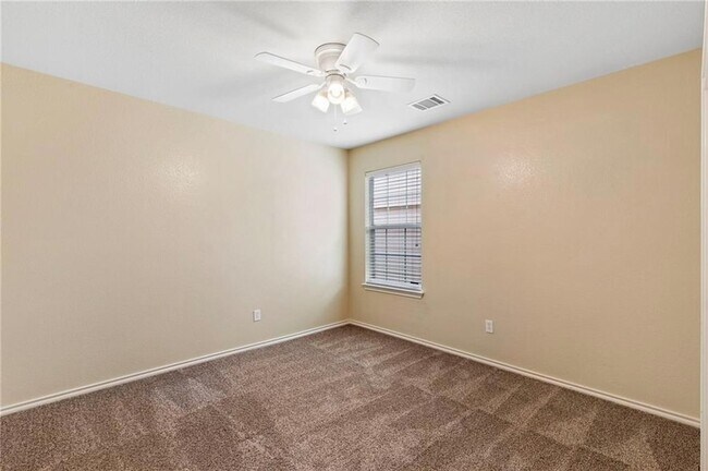 Building Photo - 354 Camelia Pkwy
