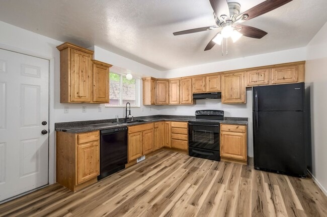 Building Photo - 259 E 8355 S