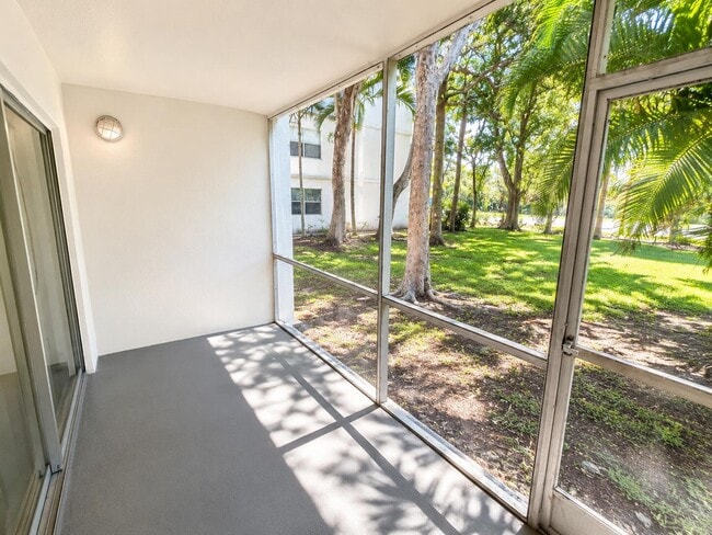Building Photo - 4205 N University Dr