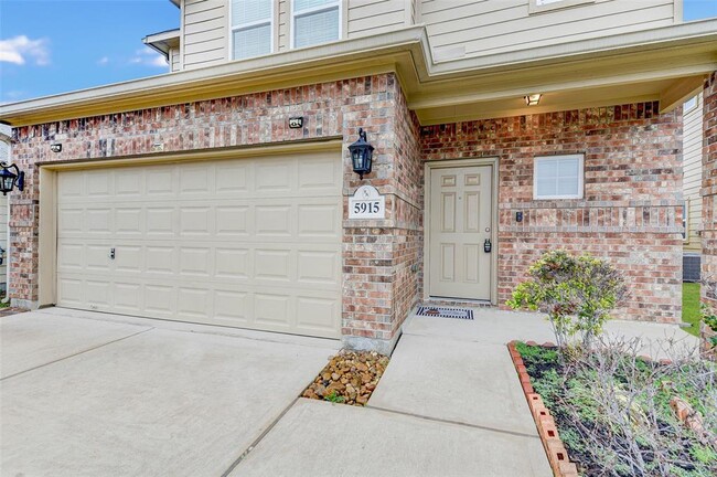 Building Photo - 5915 Nodaway Creek Ct