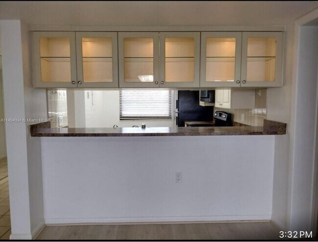 Building Photo - 3520 Whitehall Dr