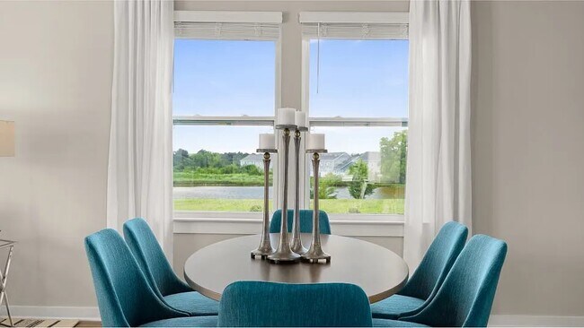 Building Photo - 3015 Drumwright Wy